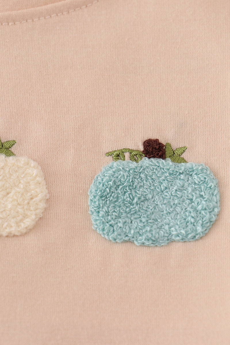 Beige french knot shorts set