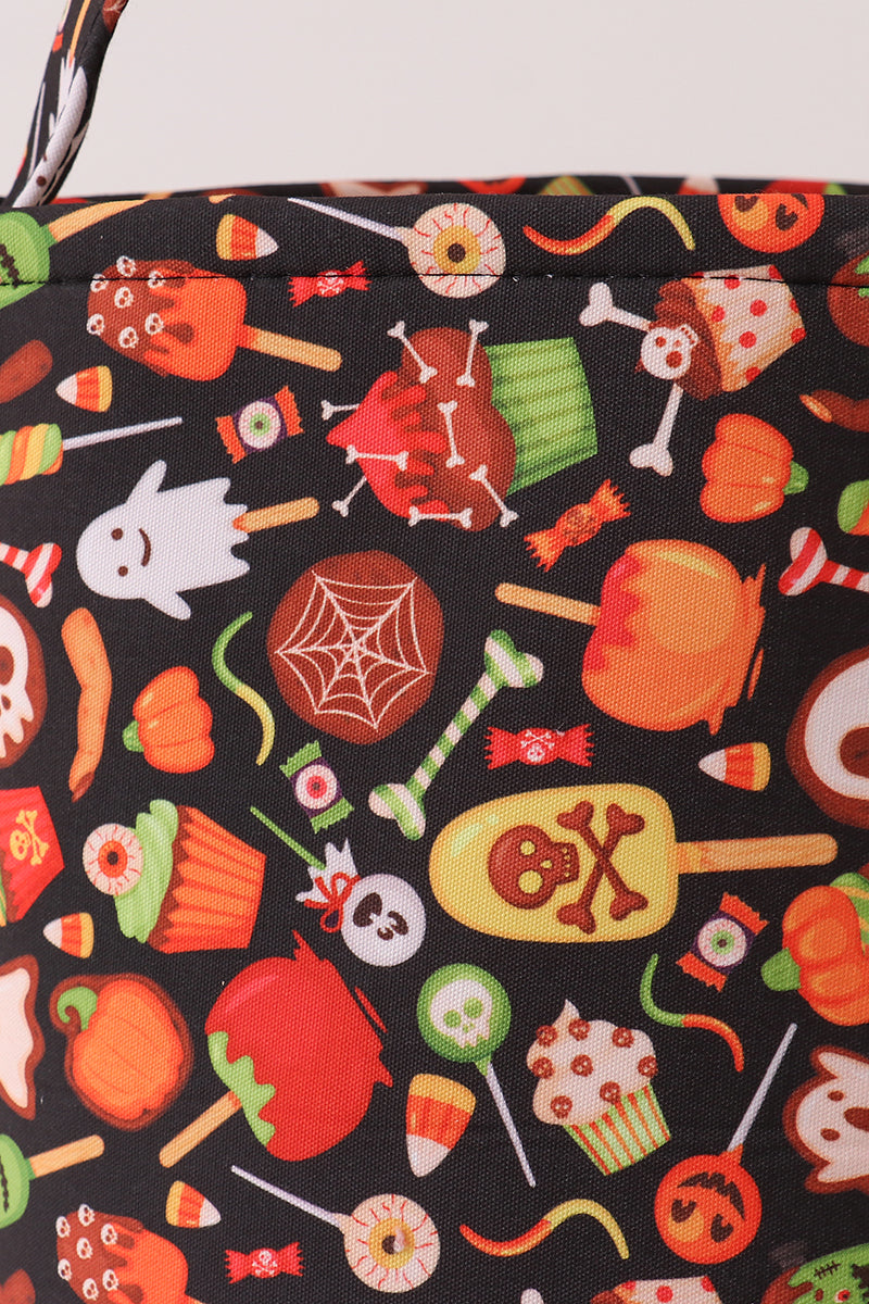 Black halloween print basket